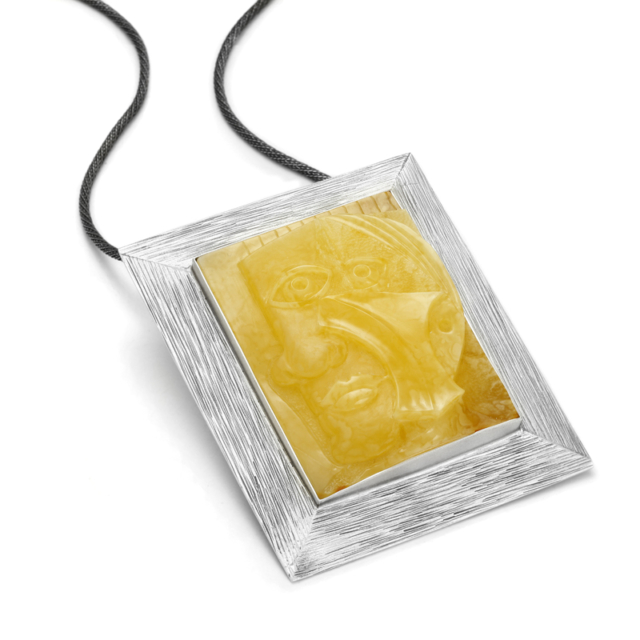 Biżuteria: dorota cenecka & rzeźba: przemysław kuś