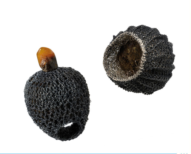 Jolanta gazda: pierścionki bursztyn bałtycki, srebro