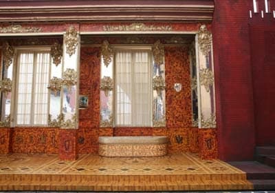 Wieluń ma własną kopię bursztynowej komnaty