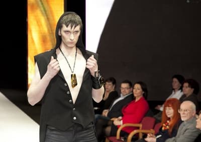 13bf3ee8d2a01727d45bdca32af9aa23 c23