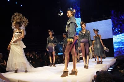 24eb469de76283bf95760d20fb997762 29e